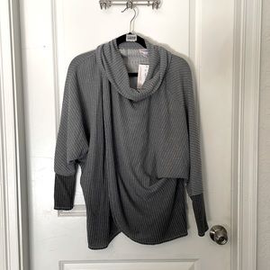 LuLaRoe small Kirsten sweater top